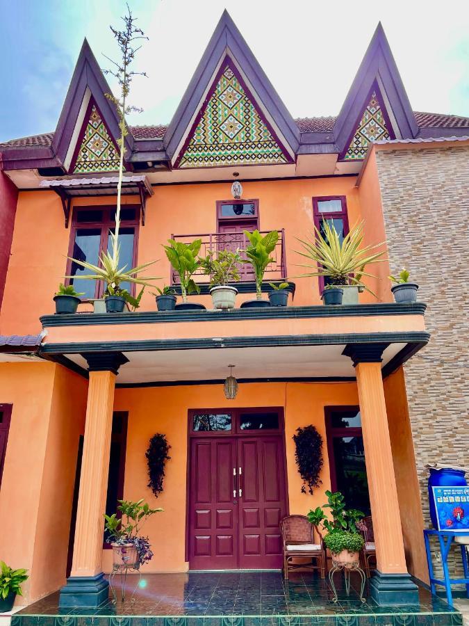 Sapo Karo Rest House Berastagi Exterior foto