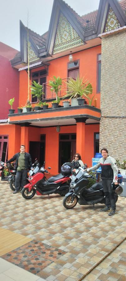 Sapo Karo Rest House Berastagi Exterior foto